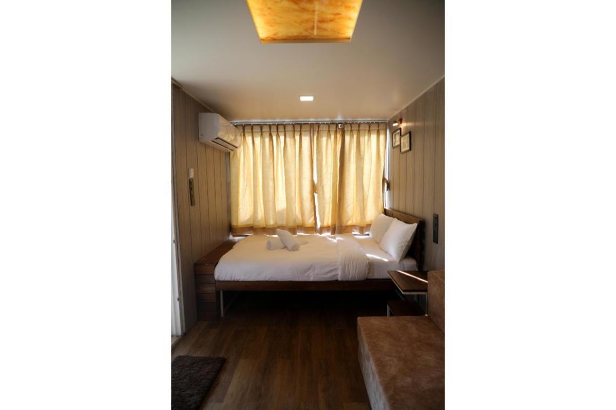 Out Of Box Living Kashid,Murud Luaran gambar